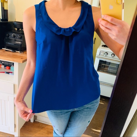 Banana Republic S plus silk top ๐ฆ๐๐ - Picture 2 of 4